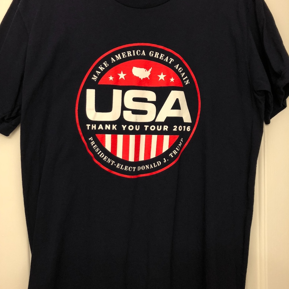 Official USA Thank You Tour 2016 Short-Sleeve Tee